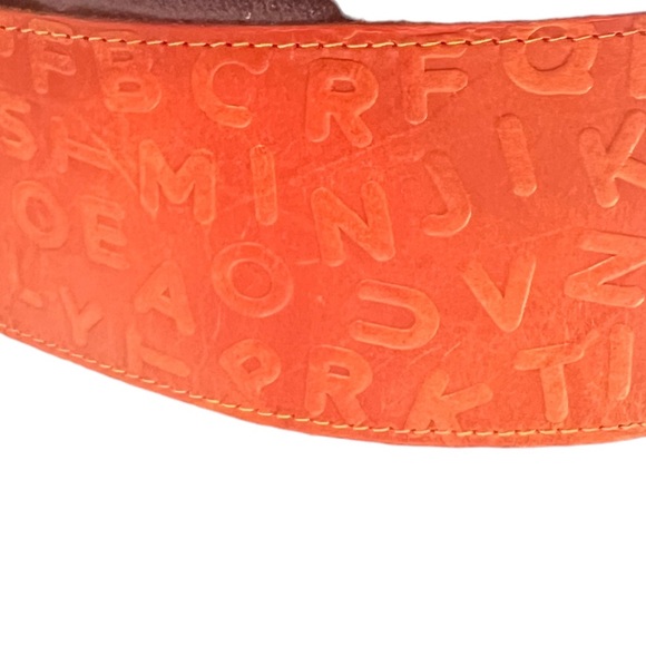 Leather Belt vintage brass buckle size s/m wide width great condition embossed - Picture 5 of 8